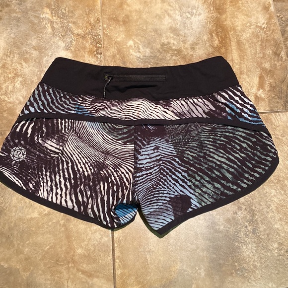 Seawheeze lululemon speeds size 2 - Picture 4 of 5